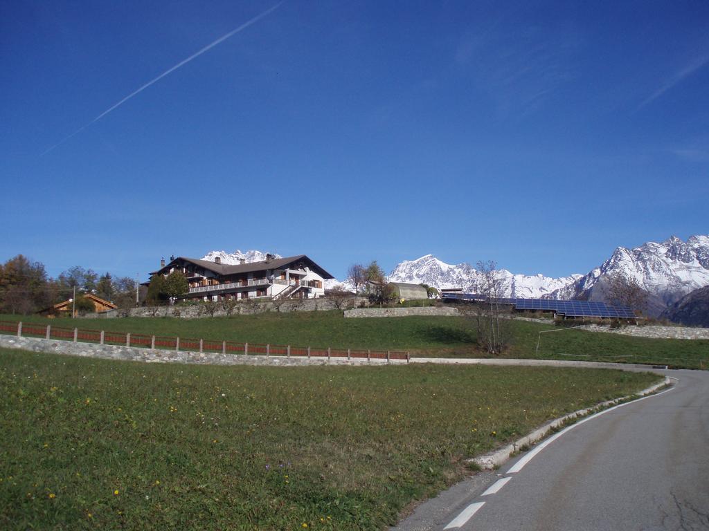 Vila Agriturismo Plan D'Avie Aosta Pokoj fotografie