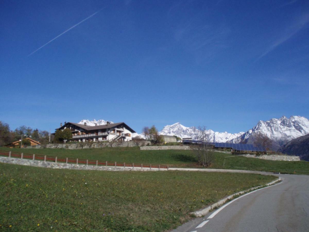 Agriturismo Plan D'Avie Aosta Exteriér fotografie